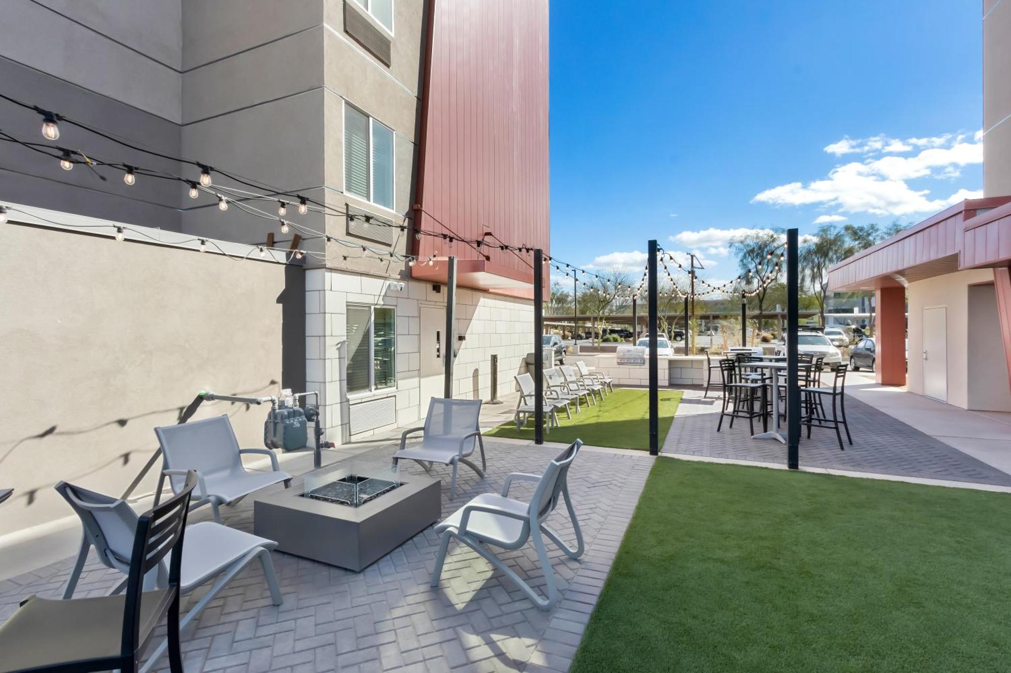 Woodspring Suites Chandler Phoenix Medical Center Экстерьер фото